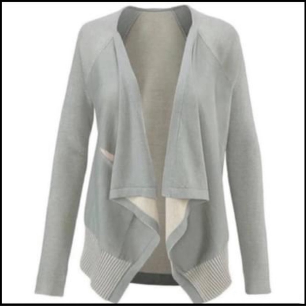 Cabi Pocket Cardigan #5132 Size Medium